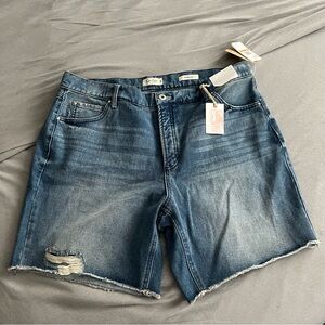 NWT JESSICA SIMPSON Plus Size 16W Relaxed Denim Cutoff Shorts Button Fly